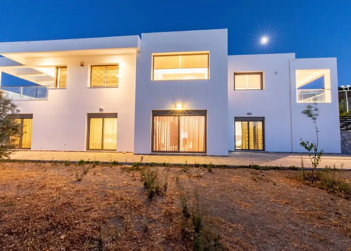 Cleopatra Private Heated Pool, Tennis & Football Villa