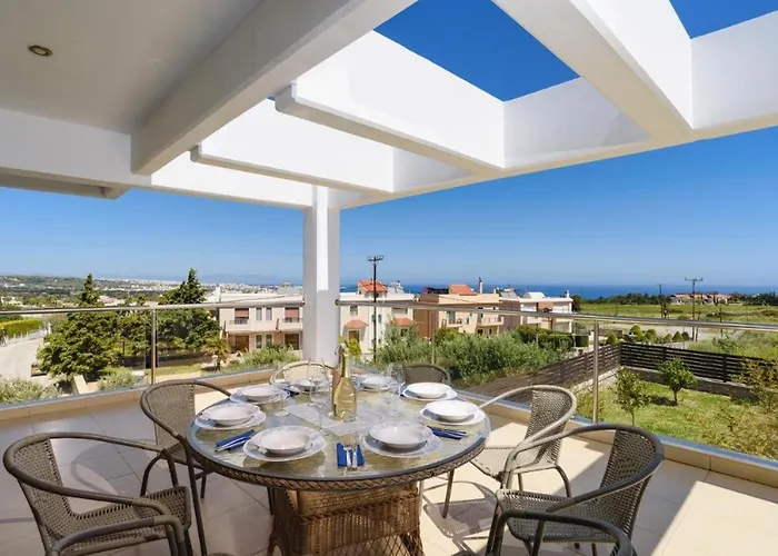 Villa Cleopatra Private Heated Pool, Tennis & Football Koskinou (Rhodes)