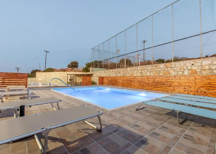 Cleopatra Private Heated Pool, Tennis & Football
