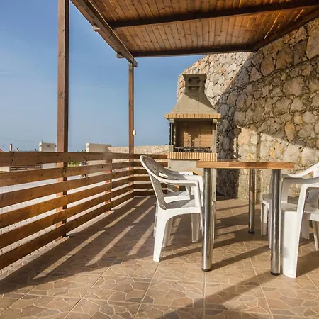 Cleopatra Private Heated Pool, Tennis & Football *