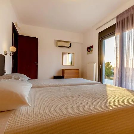 Cleopatra Private Heated Pool, Tennis & Football Koskinou (Rhodes)