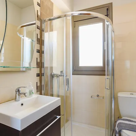 Cleopatra Private Heated Pool, Tennis & Football *