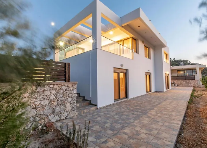 Cleopatra Private Heated Pool, Tennis & Football Koskinou (Rhodes)