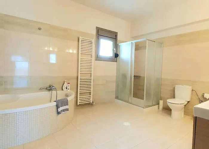 빌라 Cleopatra Private Heated Pool, Tennis & Football