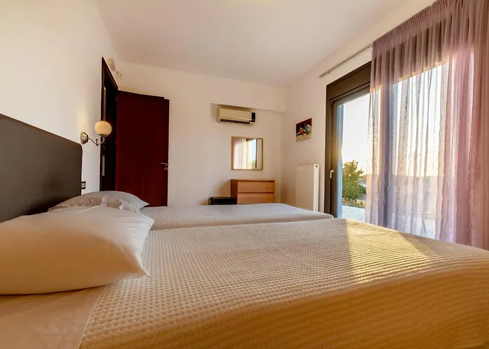 Cleopatra Private Heated Pool, Tennis & Football Koskinou (Rhodes)